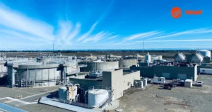 Read more about the article Air Cooled Chiller Efficiency and the UAE’s Net Zero Future